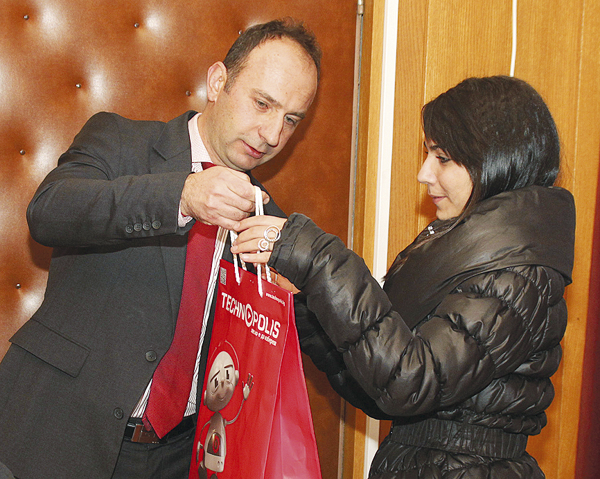 Комисар Коцев даде подаръци на децата на загинали полицаи