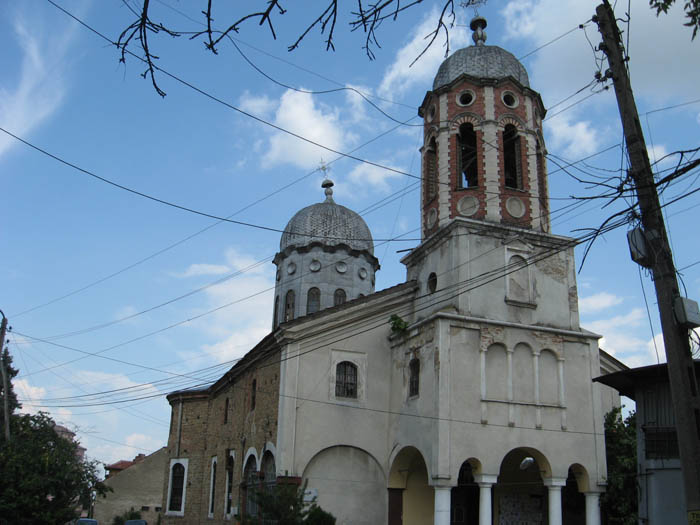 Горещи новини | С 296 000 ремонтират църквата “Св. Троица” в Горна Оряховица