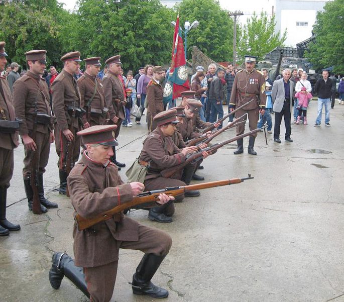 От клуб “Традиция” ще подредят музей в парк “Майка България”