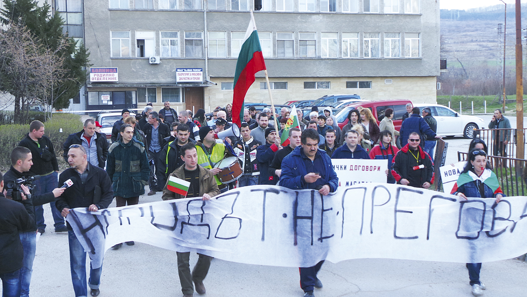 Общество | На граждански протест в Г. Оряховица поискаха оставка на местната власт