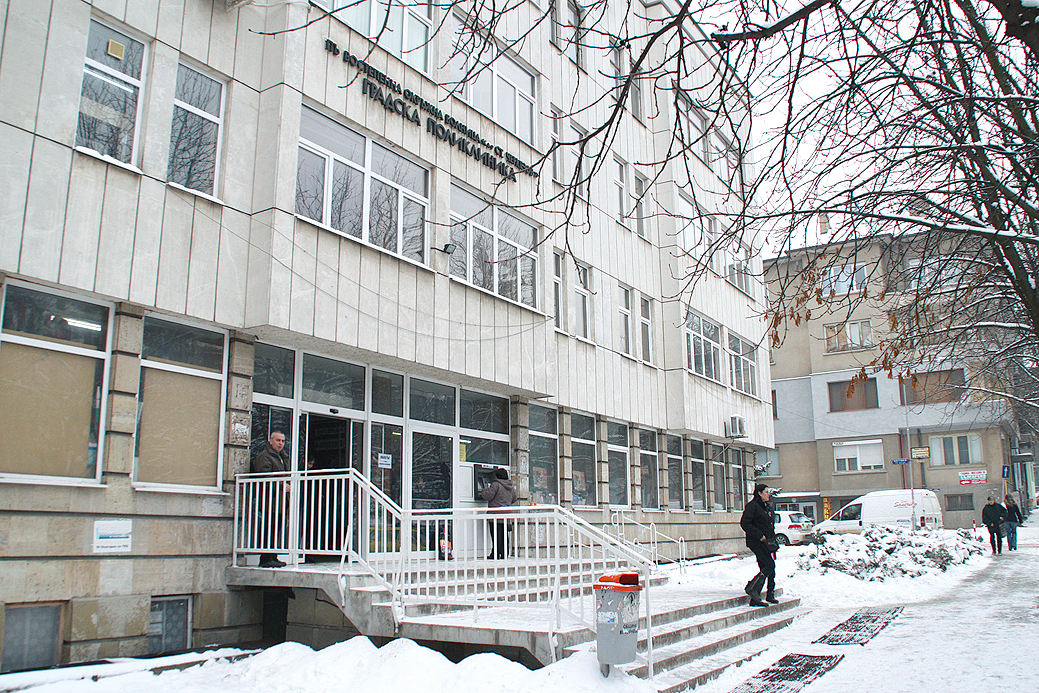 Общество | Д-р Даниел Илиев става шеф на  бившата поликлиника във В. Търново