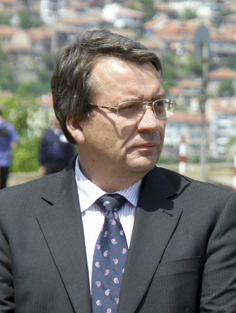 Общество | Екскметът д-р Рашев номиниран за юбилеен медал на ВТУ