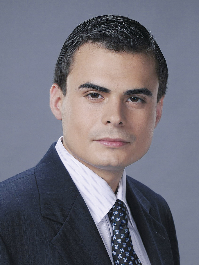 Пари и власт | Петър Николов, водач на листата на “Движение България   на гражданите” във Великотърновски избирателен район: “Велико Търново трябва   да е витрината на   България пред Европа”