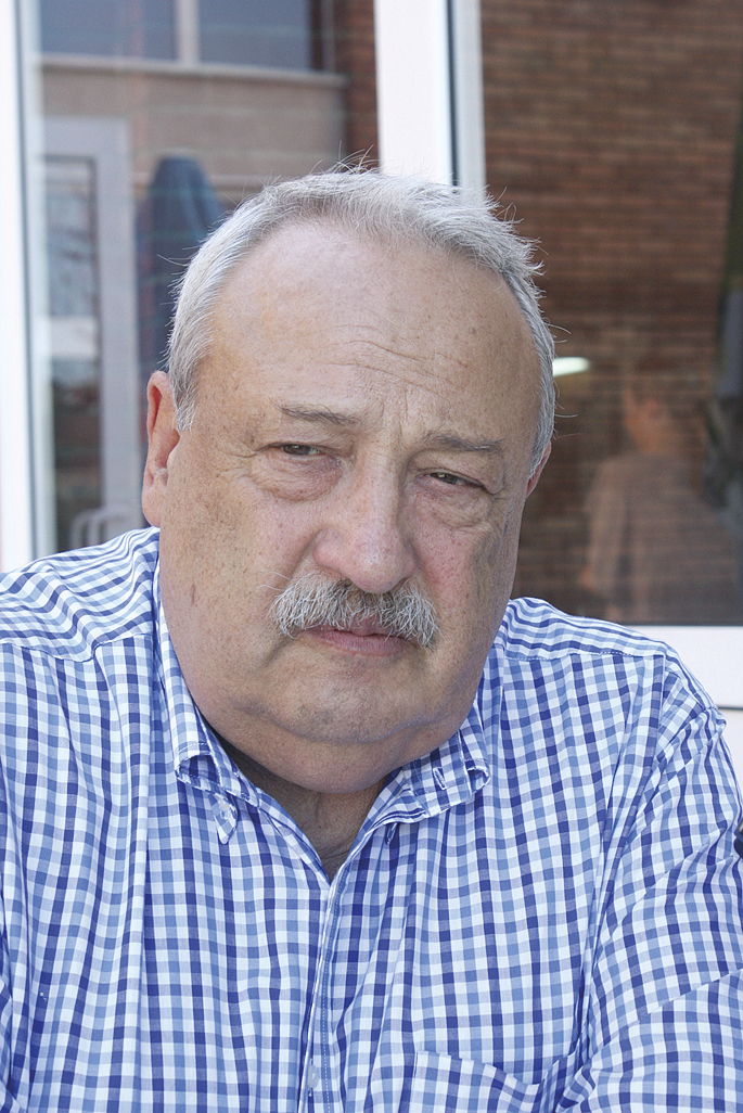 Общество | Журналистът Иван Гарелов пред “Янтра ДНЕС”: “Не ни трябва водач, който се прави на Крали Марко, а излиза Бай Ганьо”