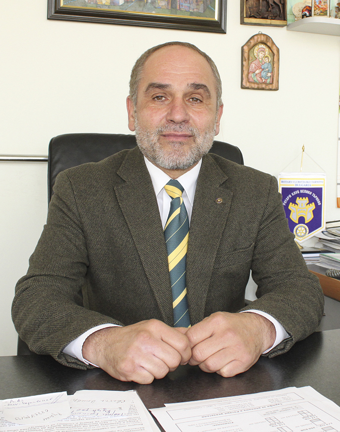 Общество | Председателят на великотърновското дружество на Съюза на юристите в България, адвокат Митко Минев: “Българският юрист не отстъпва   с нищо на колегите си от Европа”