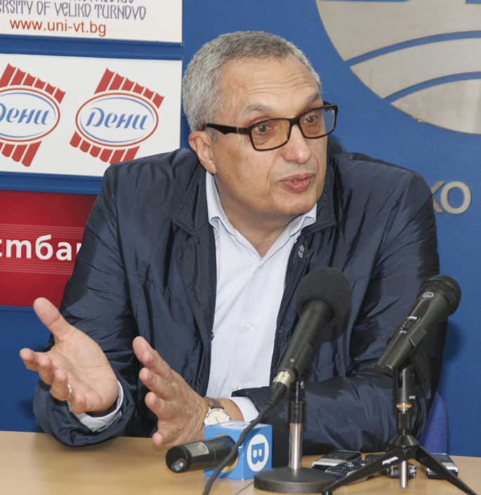 Пари и власт | Лидерът на ДСБ Иван Костов: “Готови сме за трите големи битки – с администрацията, монополите и престъпността”