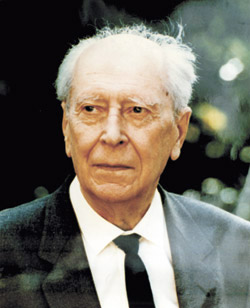 Общество | Във Велико Търново вдигат   паметник на акад. Лихачов