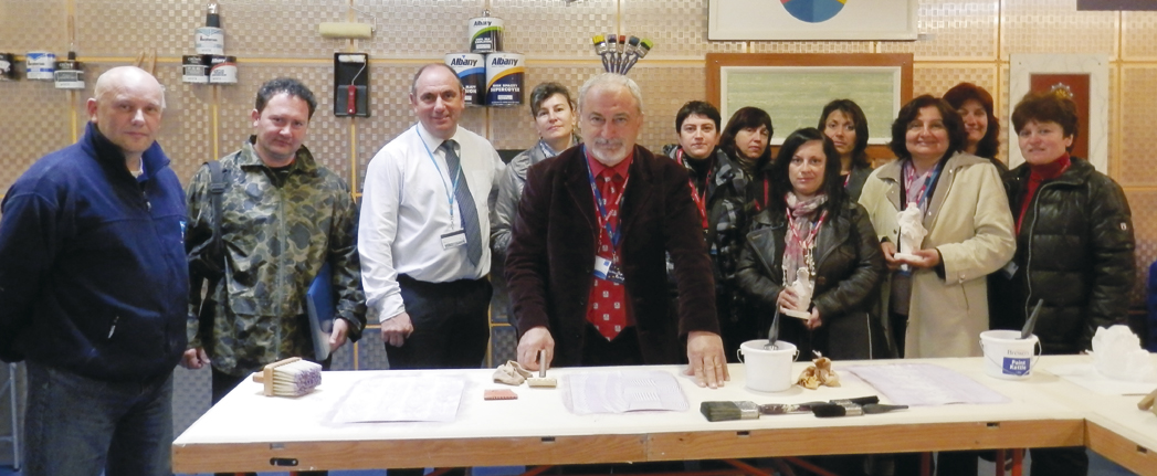 Общество | 10 учители по строителство   се обучаваха в Англия