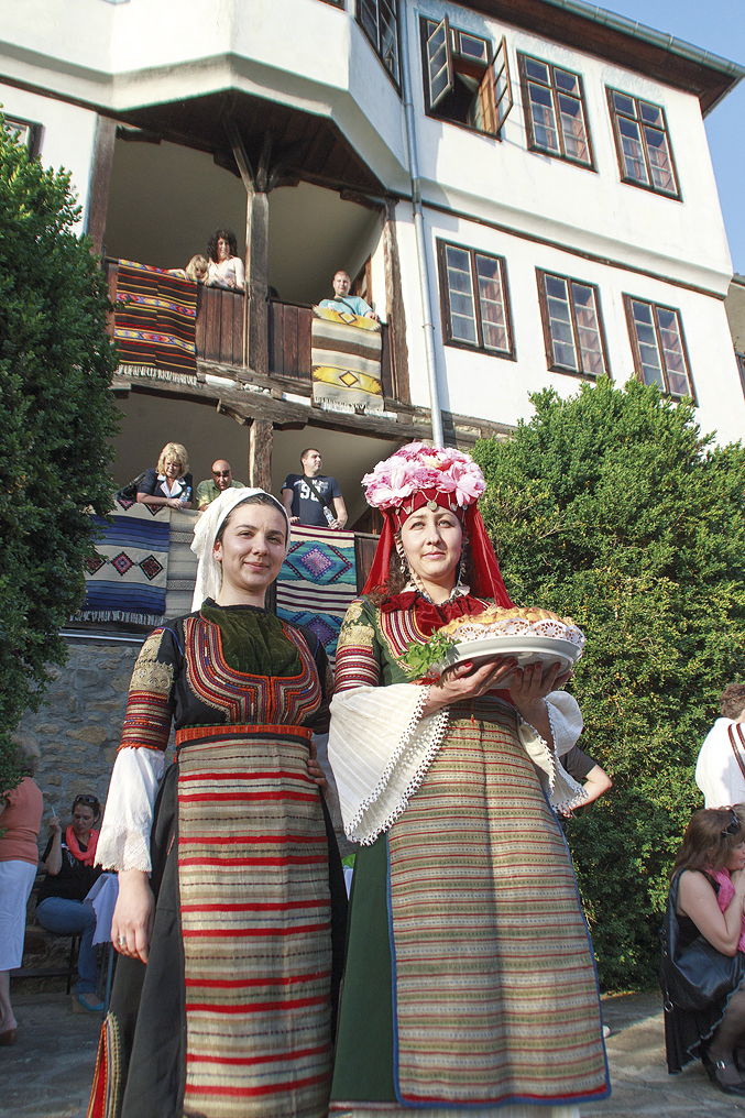 Общество | В Нощта на музеите за първи път отвориха вътрешния двор на Сарафкината къща