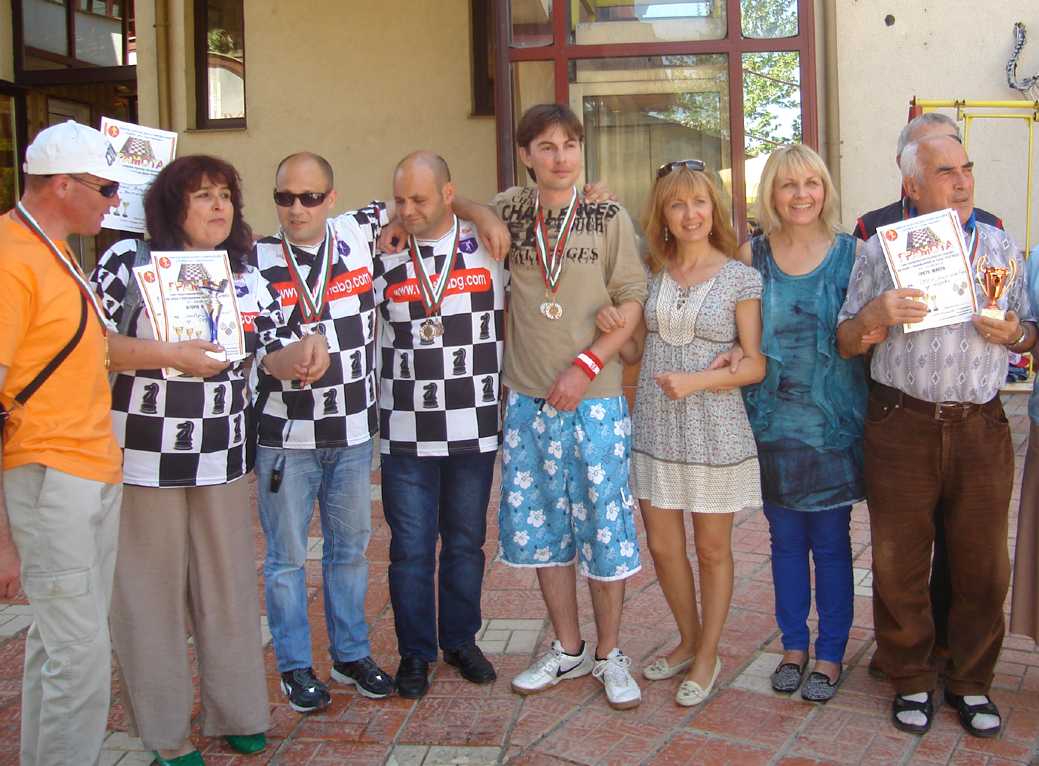 Общество | Шест отбора участваха в първия национален турнир по шахмат за незрящи