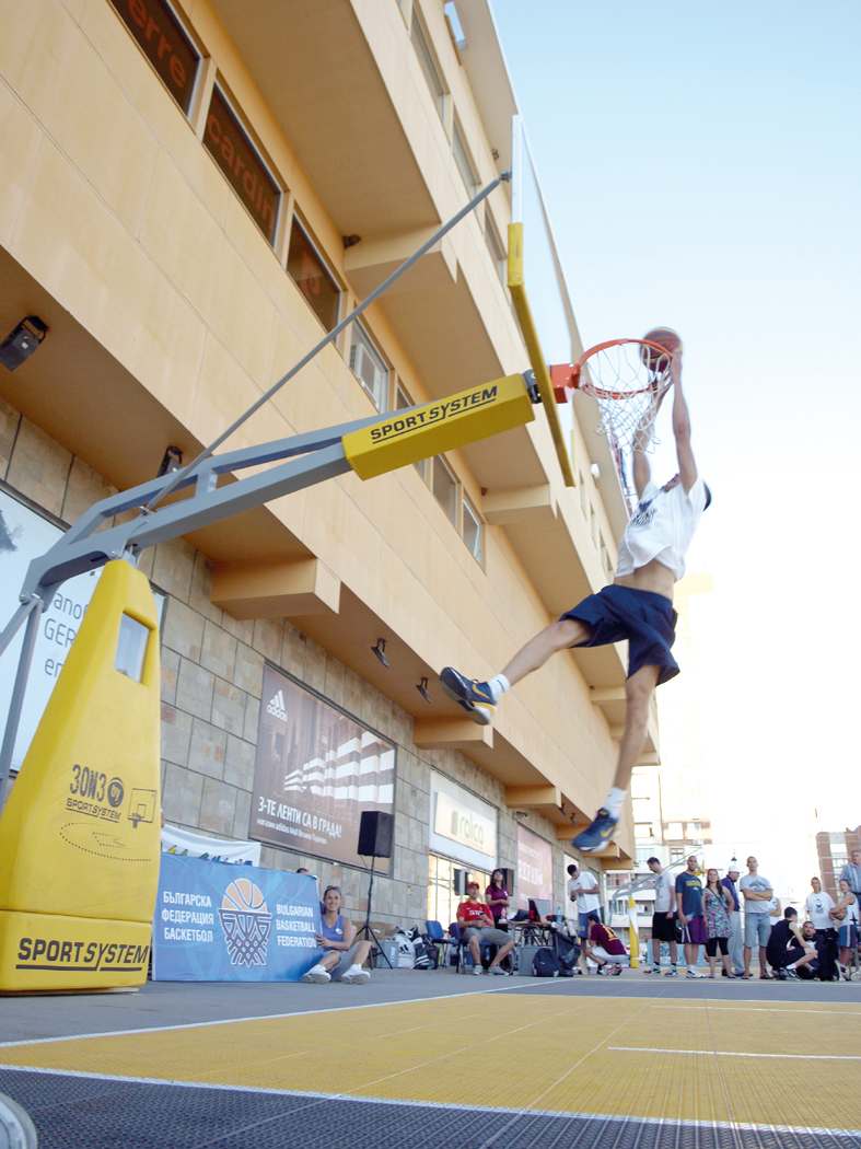 Спорт | Турнирът на Царете събра рекорден брой отбори и състезатели във Велико Търново