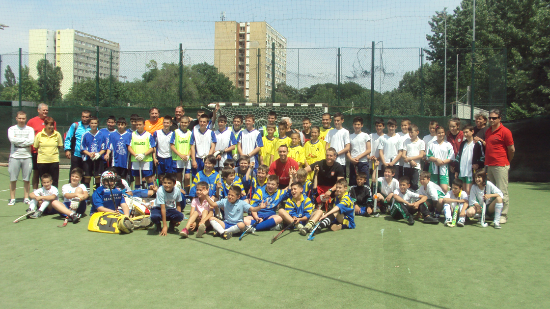 Спорт | Достойно представяне на   16-годишните хокеисти на  “Дунав” (Свищов) в зоната