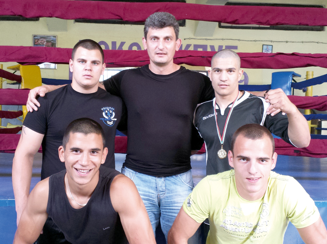 Спорт | Стефани Койков стана шампион по бокс за младежи до 22 години