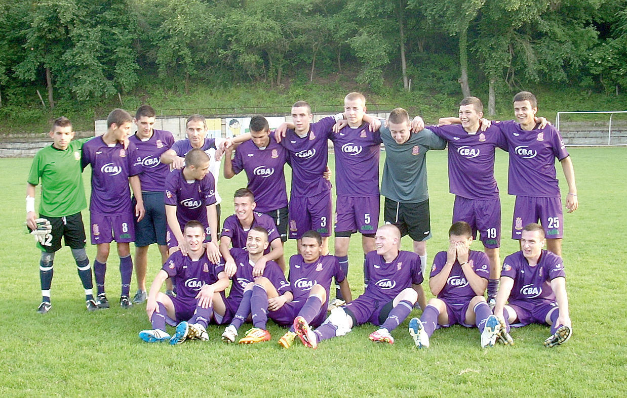 Спорт | “Етър 1924” излиза в решаващ бараж  за влизане в “А” група до 19 години