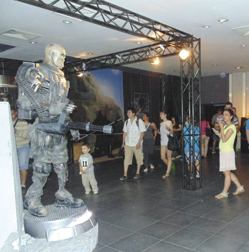 Общество | Холивуд заблестява още по-силно в Мол – Велико Търново