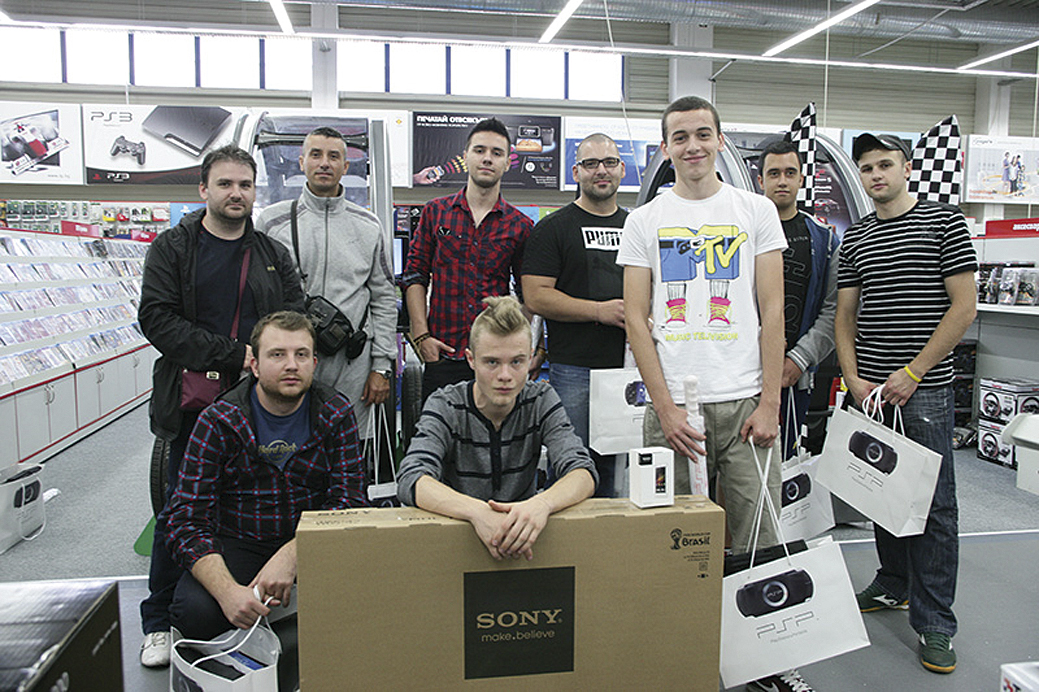 Технополис раздаде наградите на победителите в турнира GranTurismo5