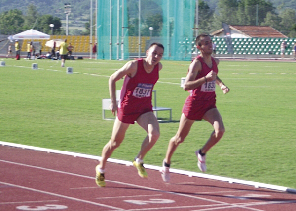 Спорт | Иван Попов е шампион на България на 1500 метра