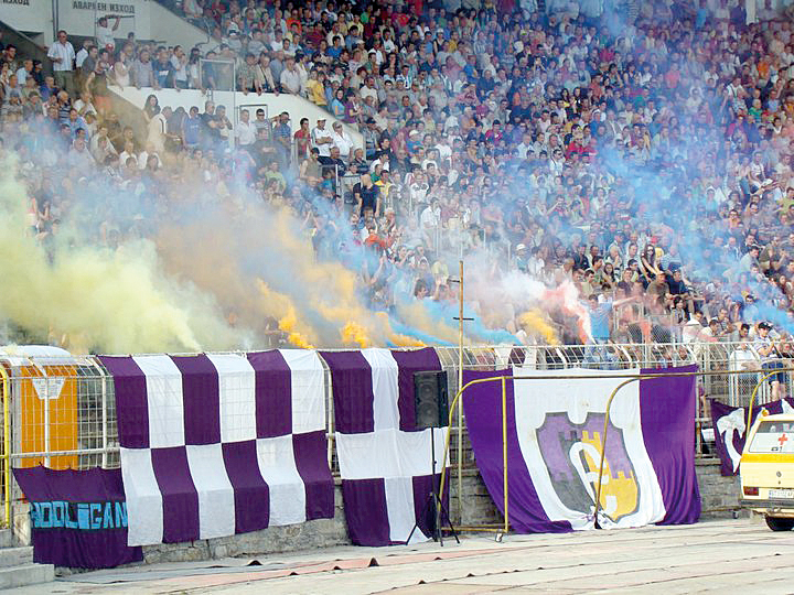 Спорт | Феновете дават на общинските съветници “30 причини “Етър” да е сред големите”