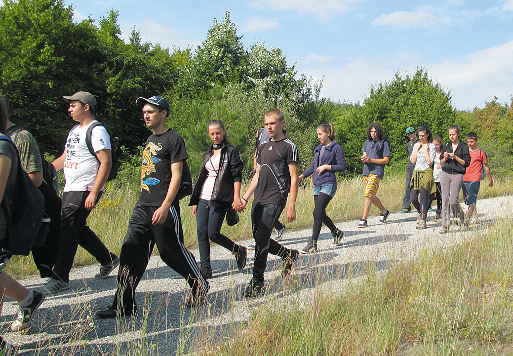 Спорт | Великотърновски туристи отдадоха заслужена почит на Васил Левски