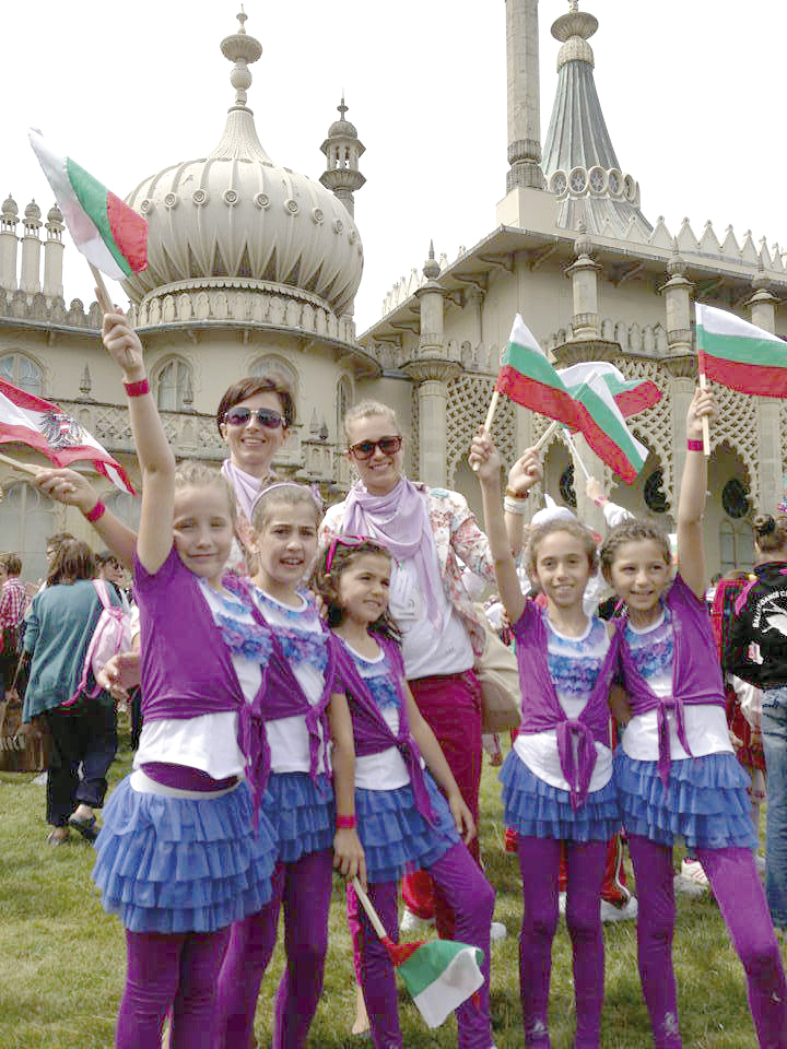 Общество | Виргиния балет представяха България на   Световния шампионат по танци в Англия