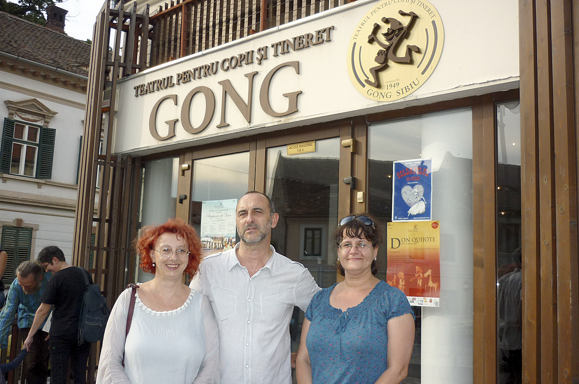 Общество | Куклен театър “Весел” спечели награда за режисура в Румъния