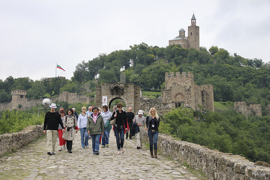 Крепостта “Царевец” продължава да е най-посещаваният туристически обект в региона.