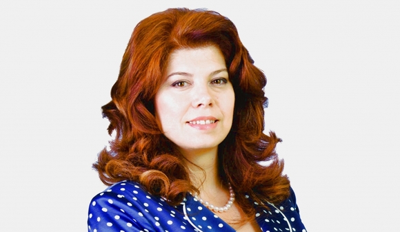 Илияна Йотова прави отчета си като  евродепутат във Велико Търново