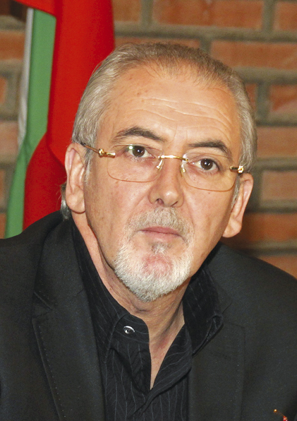 Лютви Местан: Предстоят още драматични гласувания