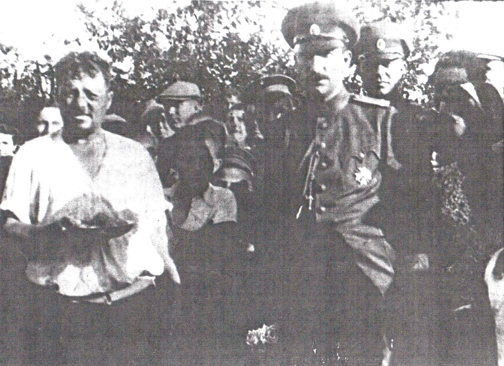 75 години от наводнението в долината на река Росица . Цар Борис III лично посещава  наводнените павликенски села