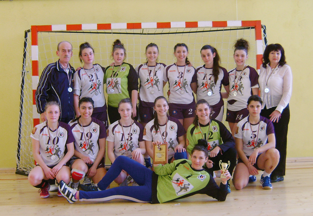 Девойките на “Етър-64” със  сребро за Купата на България