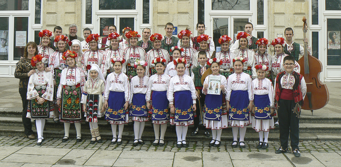 Общество | Хорът и оркестърът на “Българче” спечелиха Гран при от конкурс в Русе