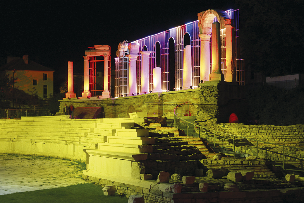 Наградиха победителите във фотографския конкурс “Наследството – образи и истории”