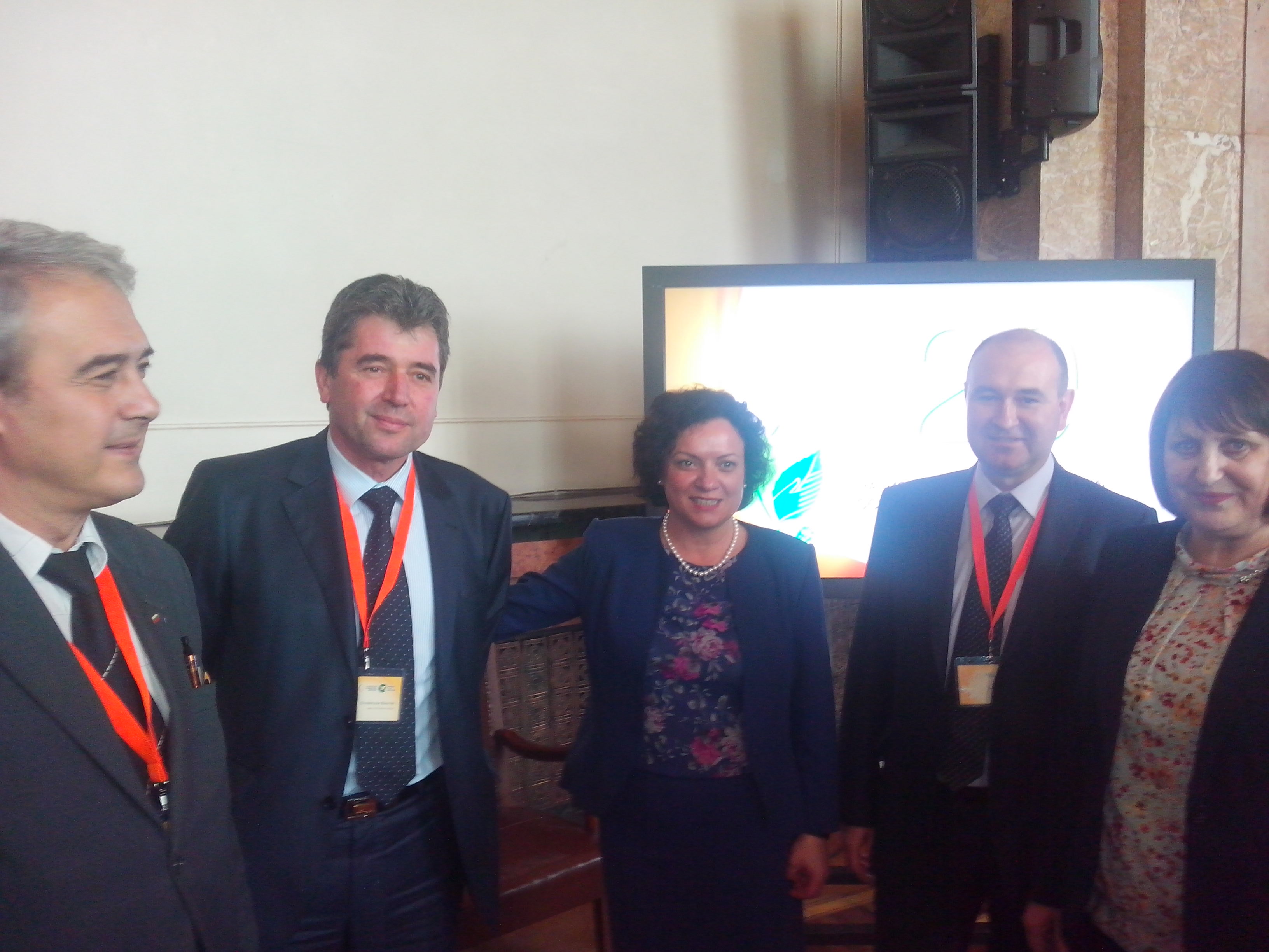 Свищов | Кметът Станислав Благов поздрави Националния доверителен  екофонд по случай 20-годишнината на институцията