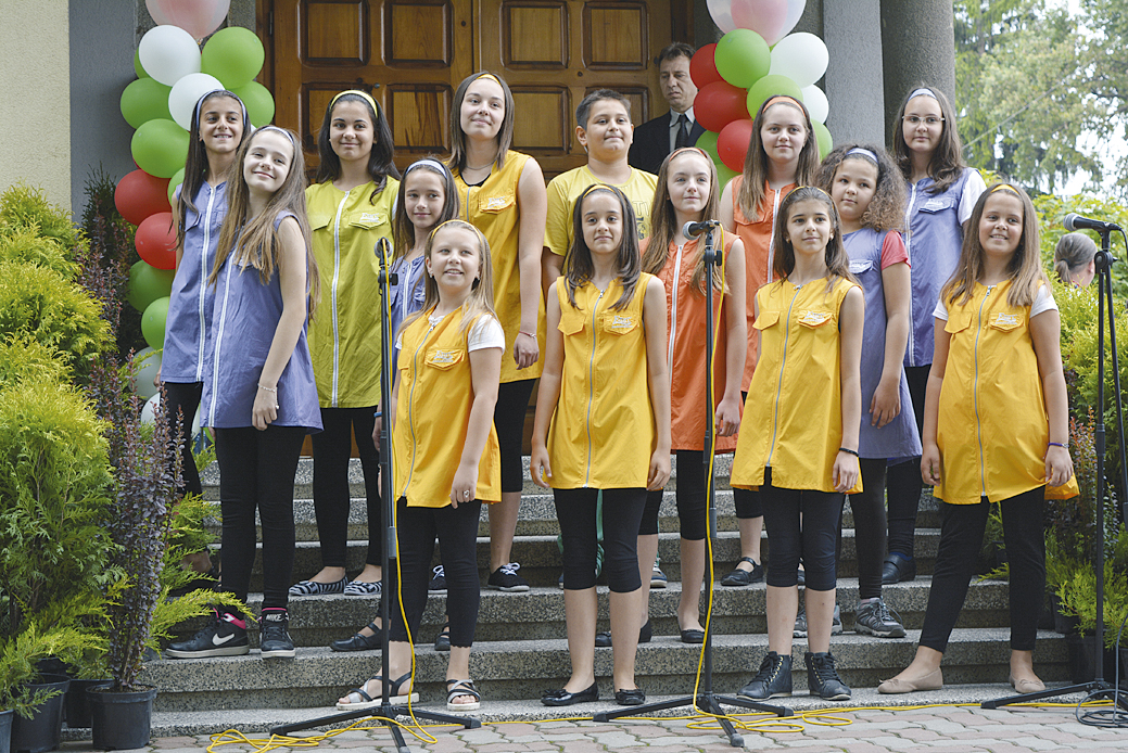 В деня на светите апостоли Петър и Павел Павликени празнува 72 години като град