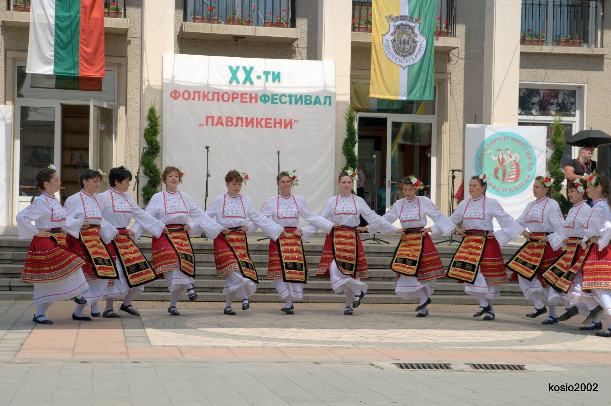 Горещи новини | Фестивалът в Павликени – силен,  качествен, с участието на много деца