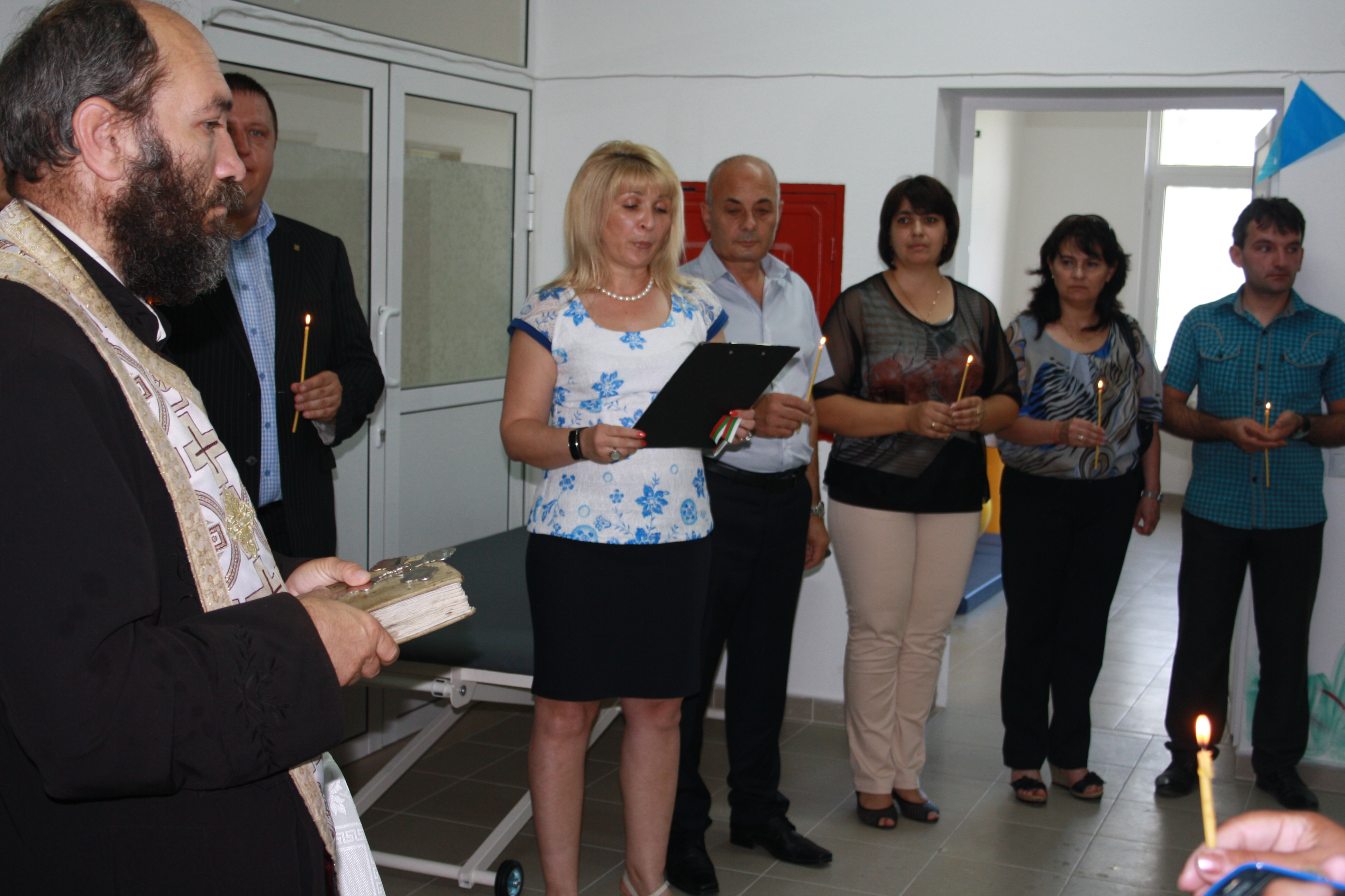 Горещи новини | В Стражица откриха официално център за социални услуги по проект на Световната банка