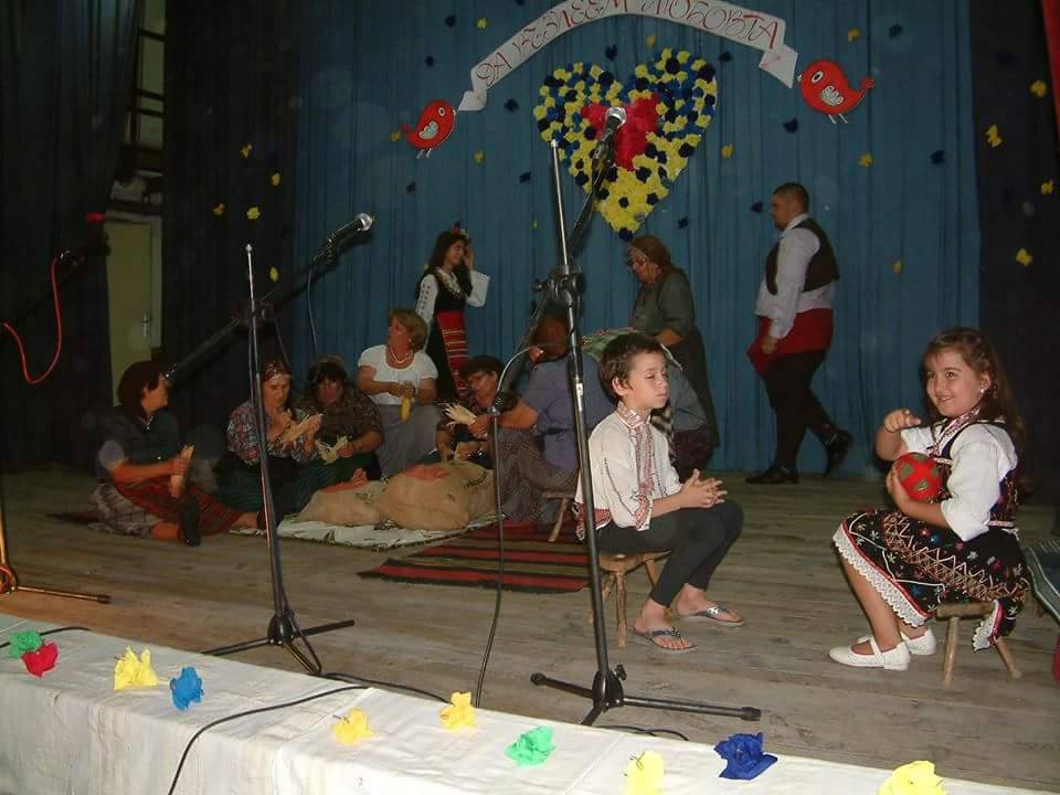 Лясковец | Добридялчани и гости възпяха любовта в Пети общински празник на самодейното изкуство