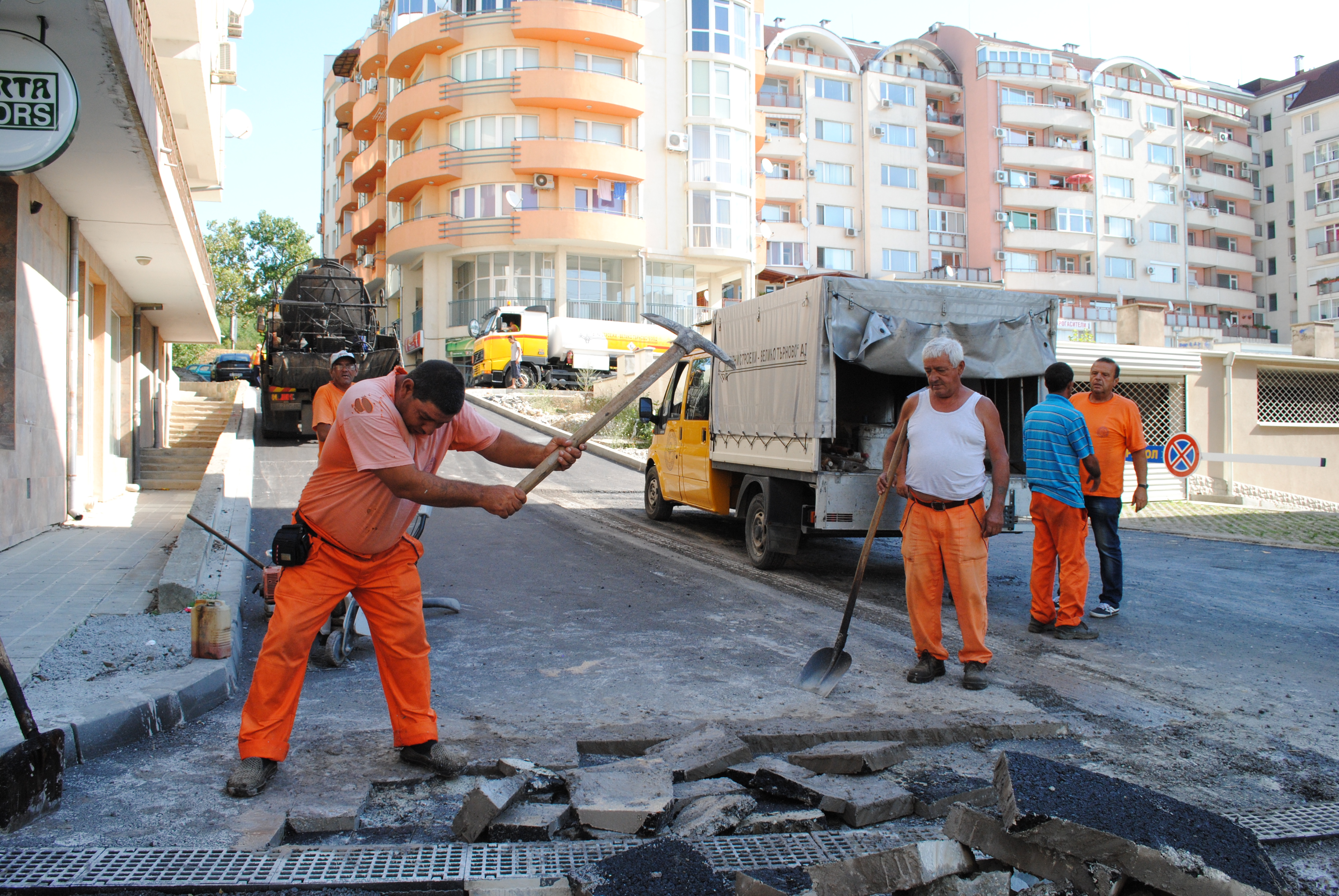 Приключва изграждането на улиците „Твер”, „Серес”, „Асти” и „Толедо”