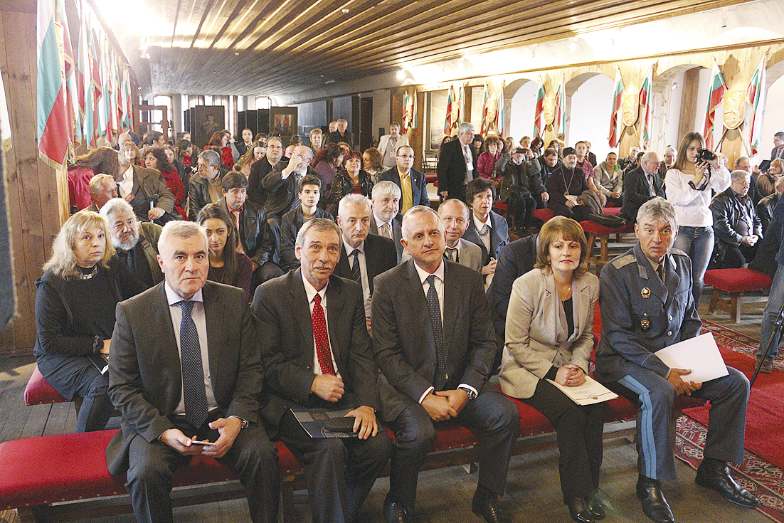 Общество | Медиевисти от осем държави дойдоха на  конференция за Второто българско царство