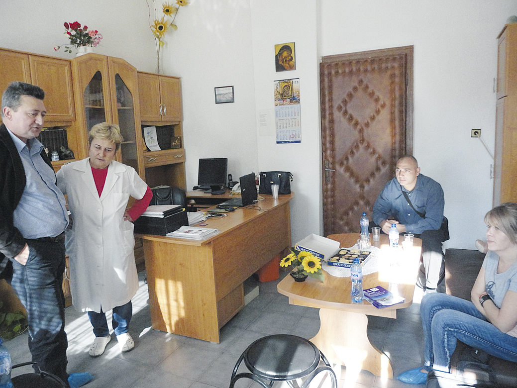 Пари и власт | Движение “Царевград за Велико Търново”  направи дарение за Дома в Дебелец