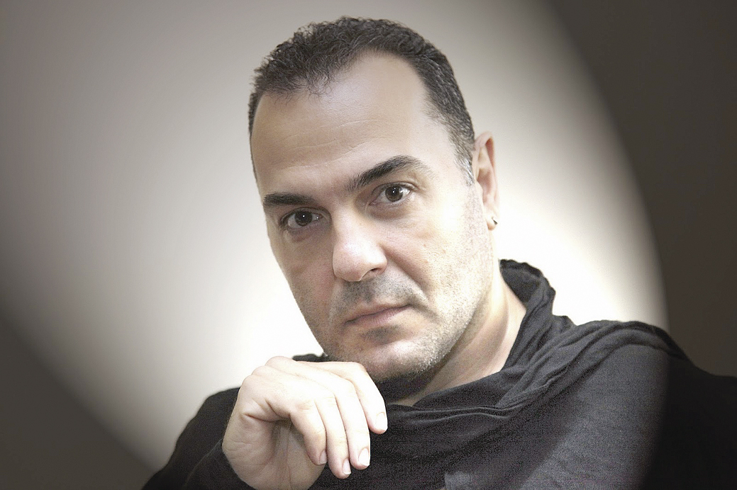 Телевизионният водещ Драгомир Драганов пред “Янтра ДНЕС”: “Хора със съмнителен морал внушават, че сме държава на шуробаджанащината”