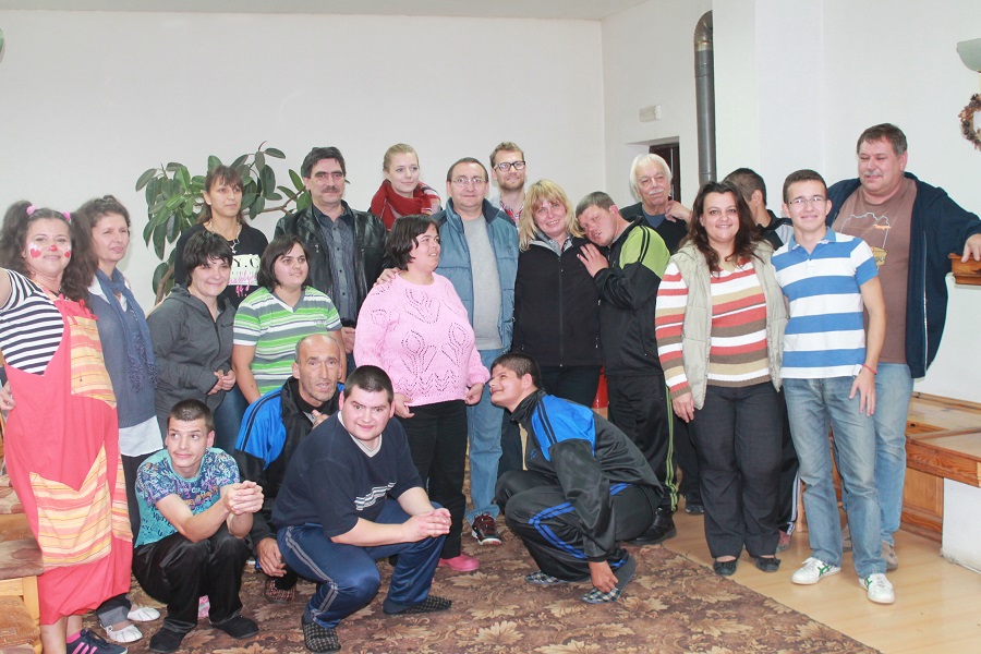 ФОНДАЦИЯ BULGARIENHILFE В ПОМОЩ НА НУЖДАЕЩИТЕ СЕ В ОБЩИНА ЕЛЕНА