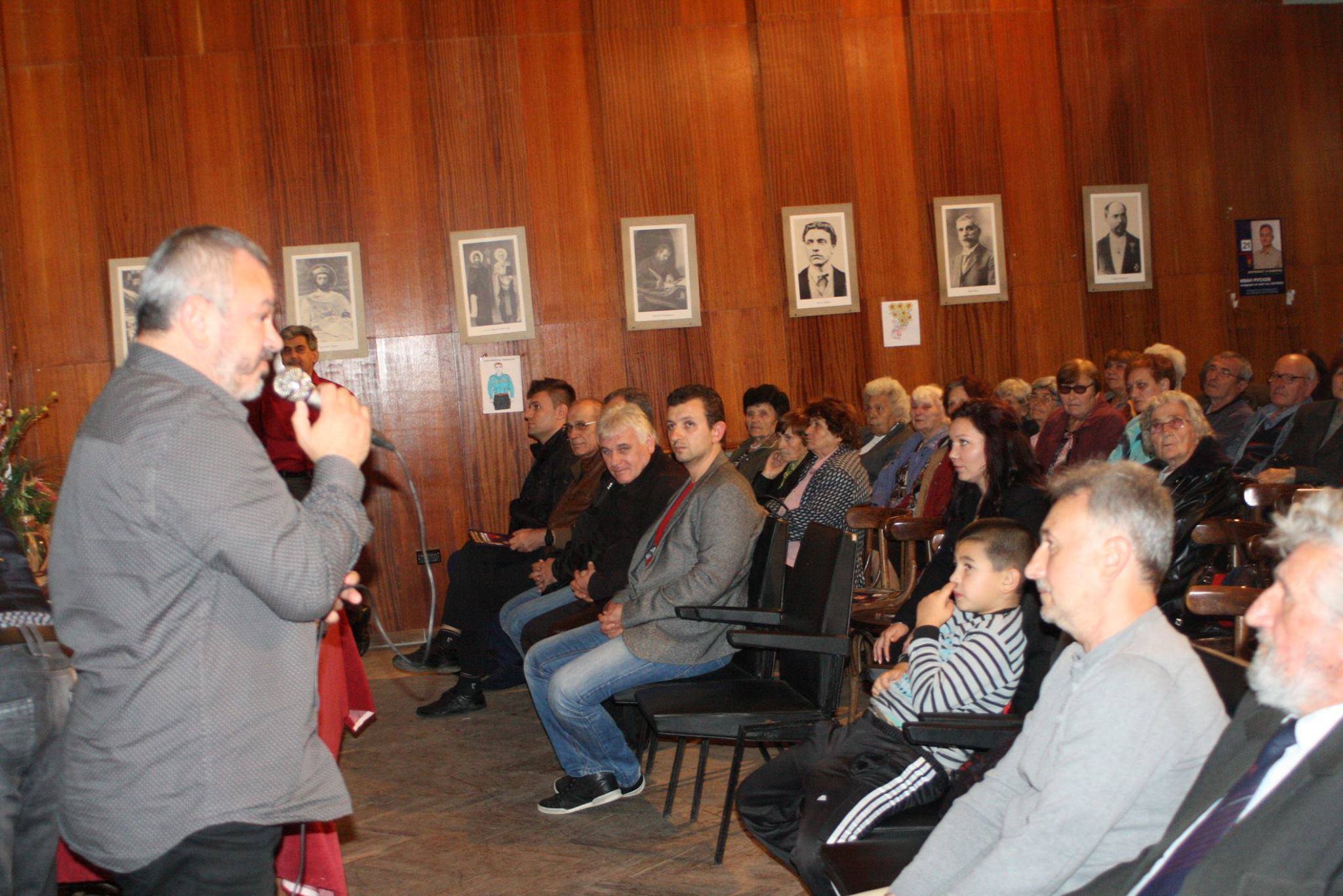Горещи новини | Пълен салон посрещна кандидатите на Патриотите-ВМРО в Балван