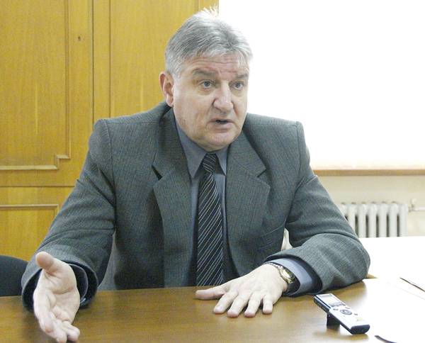 Бившето училище в Беляковец ще става ученически автосервиз и кухненски комплекс