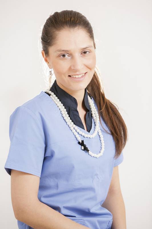 Здраве | Докторка, извършила първите  операции на неродени бебета,  ще преглежда в старата столица