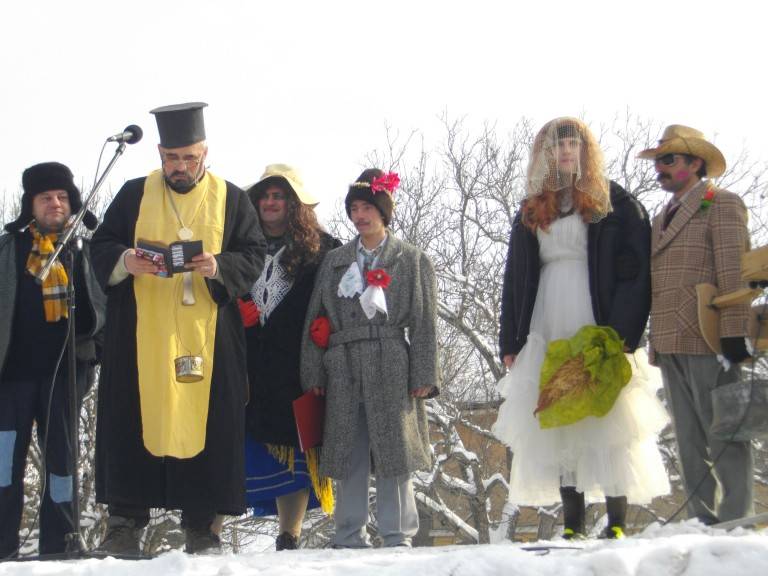 Горещи новини | В лясковското село Козаревец се стягат за обичая „Тулум”