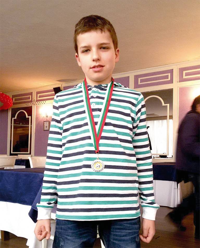 Спорт | Пламен Стоянов от ШК “Етър” с  второ място на турнир в Пловдив