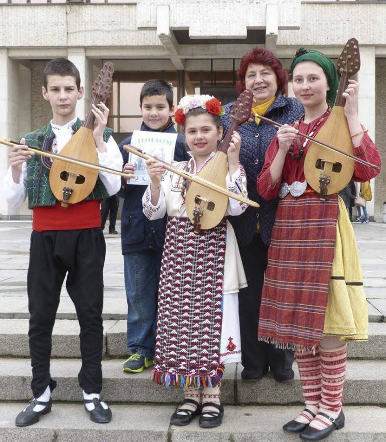 Общество | Гъдуларите от СОУ “Емилиян Станев”  с пет награди от конкурс в Русе
