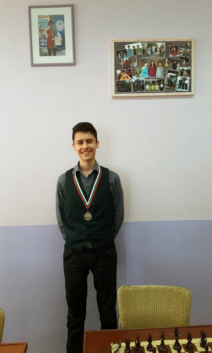 Нова вицешампионска титла по шахмат за Емил Стефанов