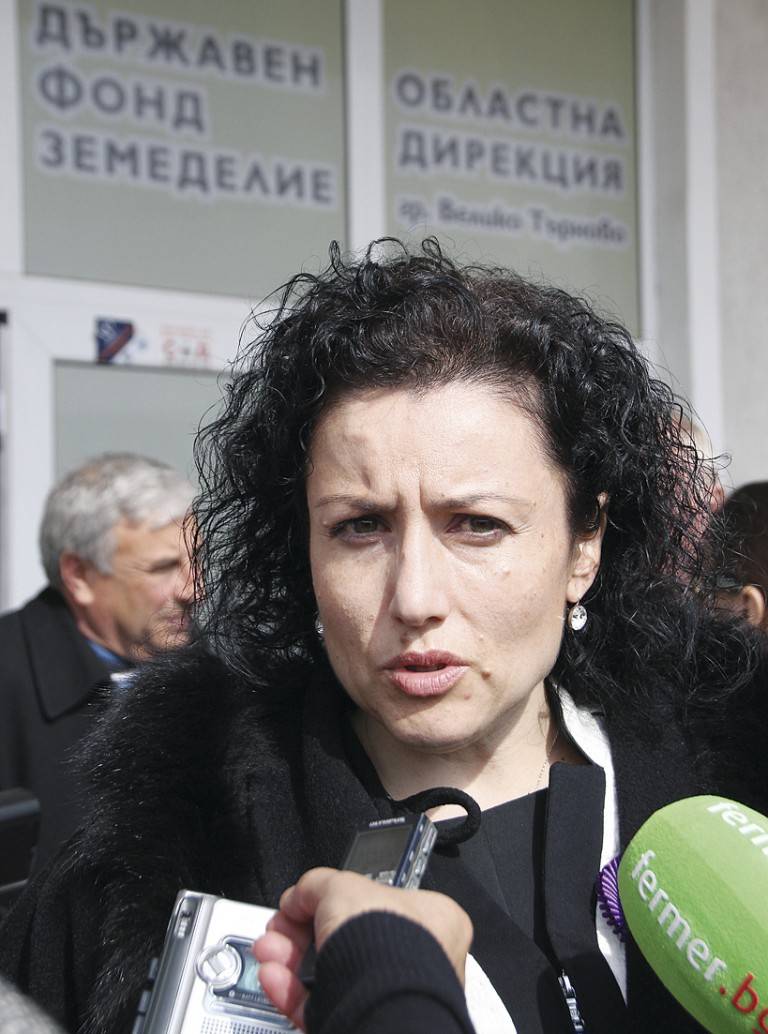 Пари и власт | Министър Десислава Танева:  Държавата дава спешно 10 млн. лева на животновъдството